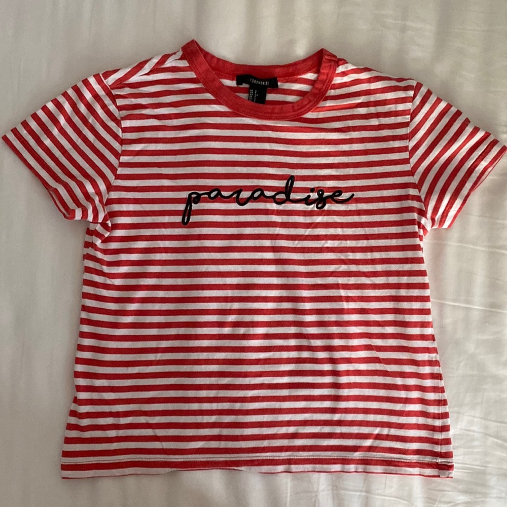 Forever 21 women’s t-shirt